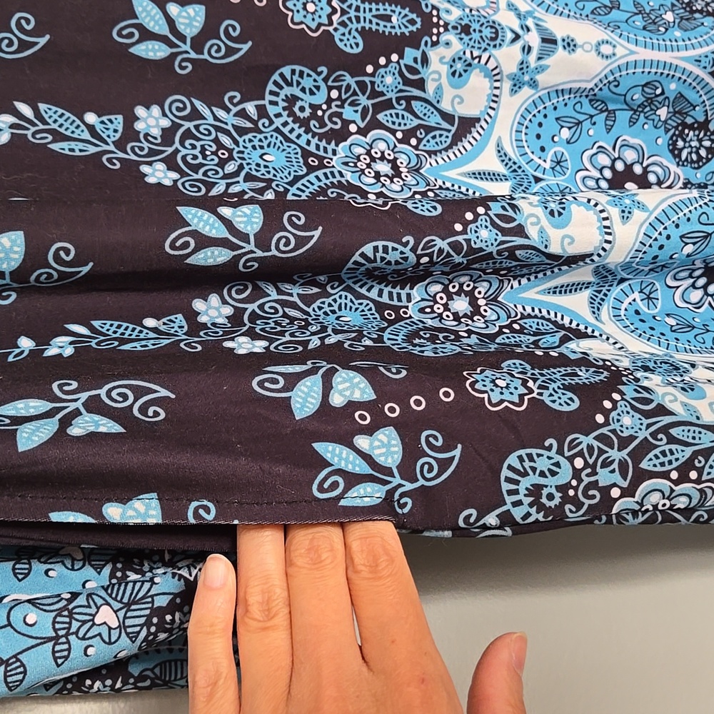 R&B Collection Floral Patterned Dress - Picture 8 of 8